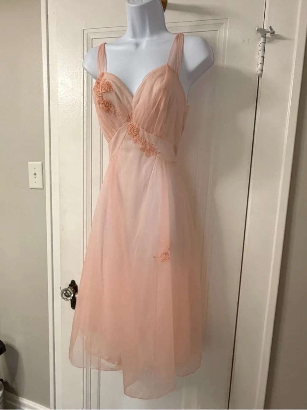 Artemis Peach Chiffon Floral Detail Women’s Dress - Picture 3 of 6